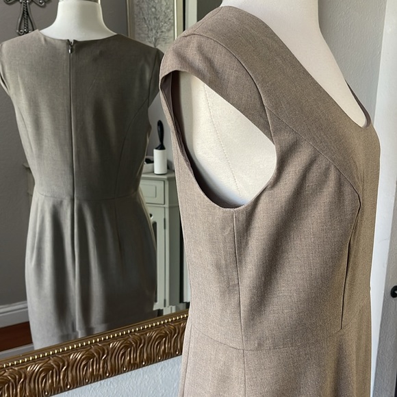 Ann Taylor Classic Cap Sleeves Dress - Picture 7 of 14